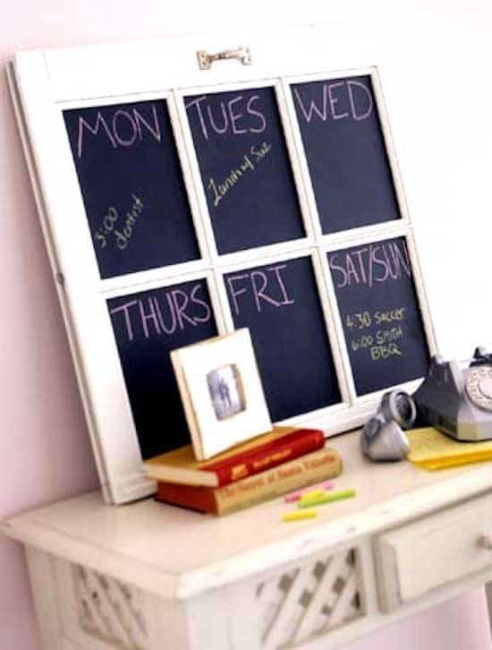 fenetre transformée en tableau noir