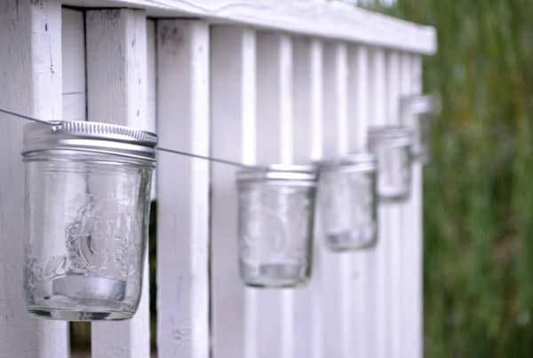 guirlande lumineuse faite avec des bocaux