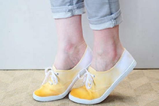 tennis blanches reteintées