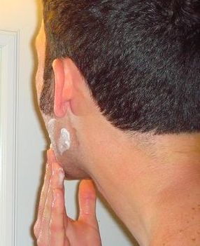 Appliquez le bicarbonate sur la peau