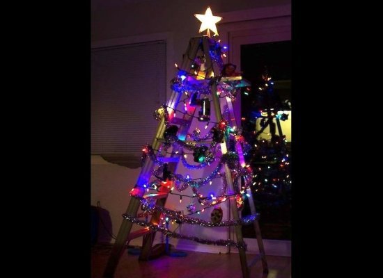 Sapin de Noel en Escabeau