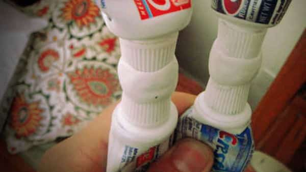 Utilisez de la pâte sugru pour remplir vos tubes de dentifrice et autres produits d'hygiène.