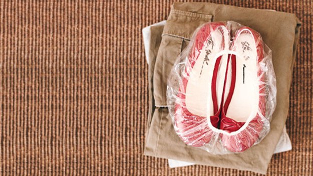 Comment ranger propement chaussures valise