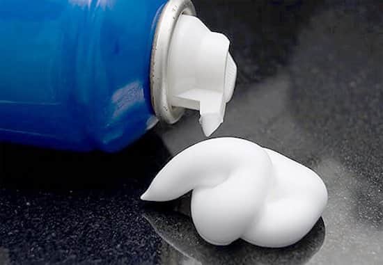 Comment faire pour empêcher la buée de se former sur les vitres de votre voiture en hiver.