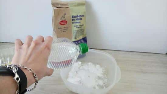 comment laver boite tupperware qui sent mauvais