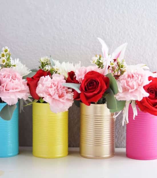 des conserves deviennent des vases