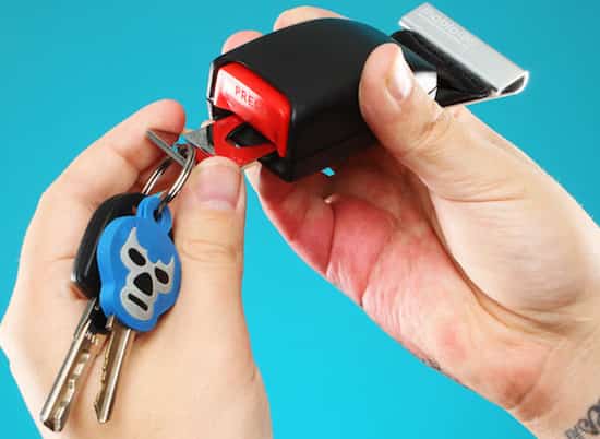 Une boucle de ceinture en porte-clefs