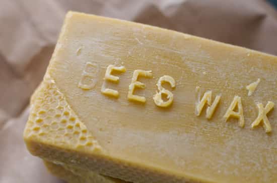 cire d'abeille pour faire un baume à lèvre maison