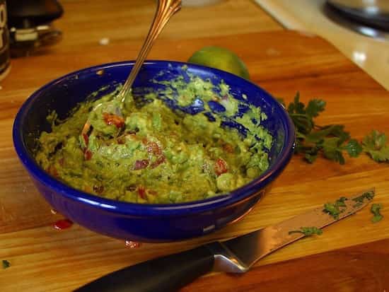 Astuce pour éviter que le guacamole noircisse