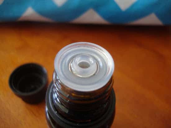 Comment utiliser facilement l'huile essentielle Ylang-Ylang