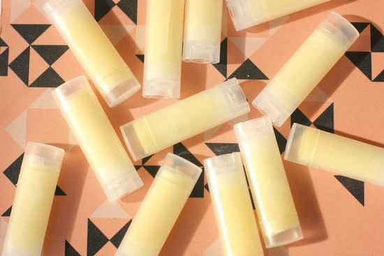 baume protecteur naturel fait maison lèvres