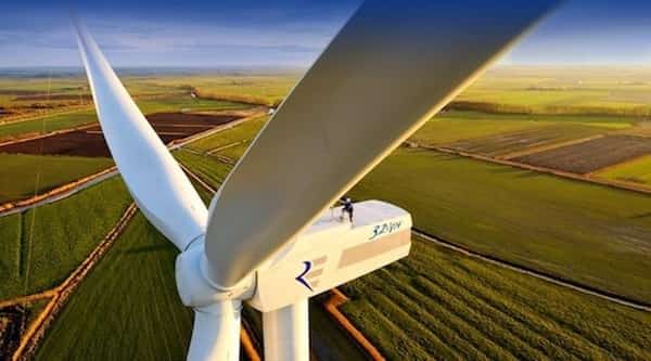 des éoliennes pour créer énergies propres au portugal