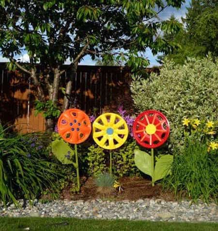 Enjoliveurs transform&eacute; en fleurs