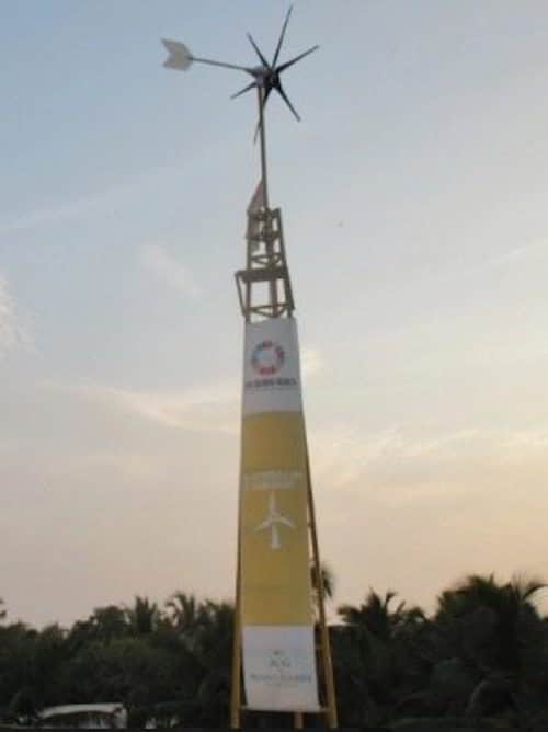 Cette éolienne indienne peut alimenter toute une maison en électricité.