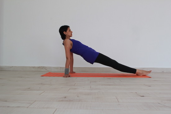 Comment faire une pompe statique sur le dos ? 