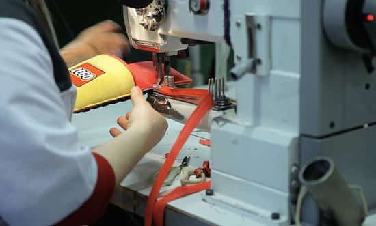 fabrication des pantoufles anti lego