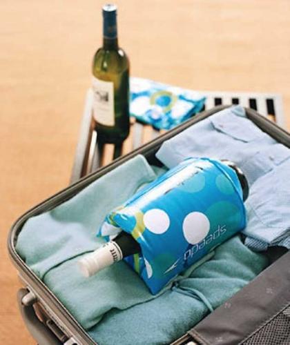 Comment Enlever L Odeur De Plastique Dans Une Valise 15 Astuces Pour Faire Vos Bagages Beaucoup Plus Facilement.