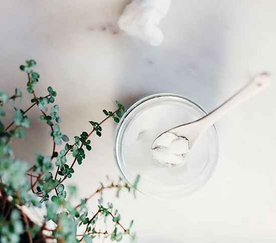 enlever poil incarné avec huile coco