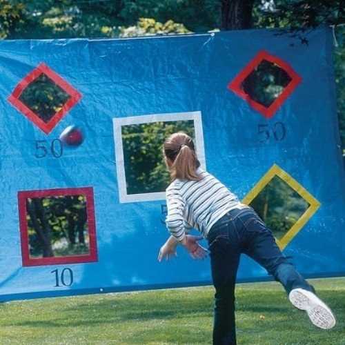Construisez un jeu de tirs pour les enfants avec une bÃ¢che ou un drap