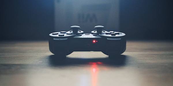 Pourquoi est-ce que jouer à un jeu vidéo est mieux pour le cerveau que de regarder la télé ?