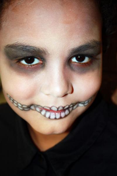 maquillages effrayants pour enfant à Halloween