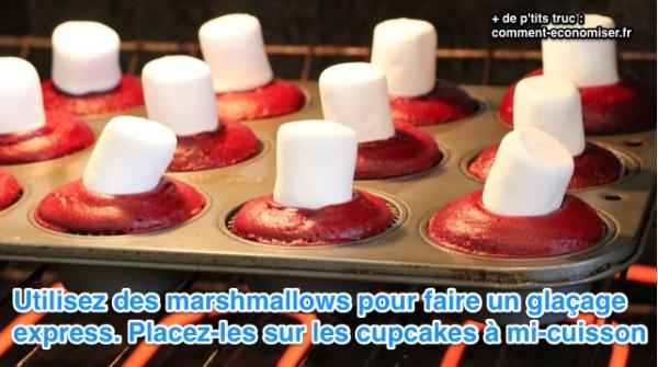 faire fondre un chamallox sur un cupcake pour faire un glaçage facilement
