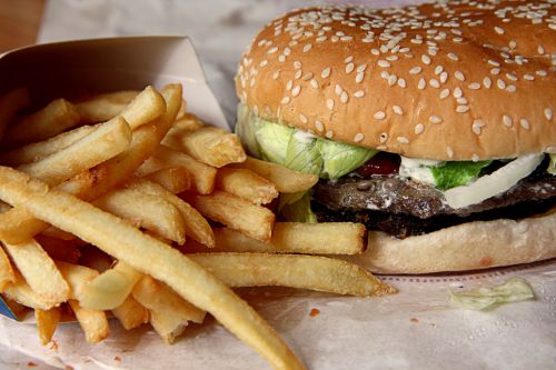 Double Whopper avec frites chez Burger King