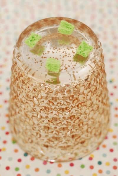 placer morceaux éponges comme patin