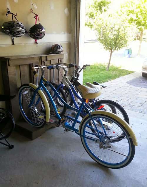 Rangement de vélo en palette en bois