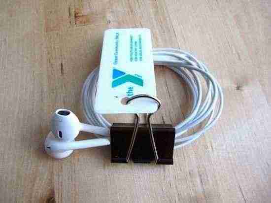 fixer fils écouteurs pour éviter emmeler