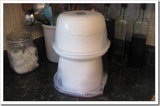 La recette facile des lingettes nettoyantes pour bébés.