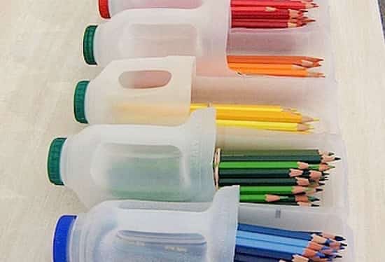 pot à crayon fait maison dans bouteille