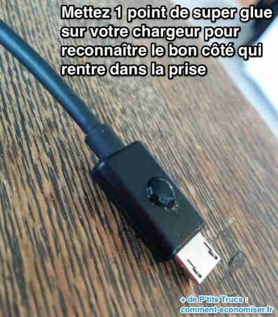 Brancher votre chargeur du bon côté en mettant un point de super glue dessus