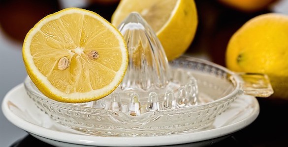 Squeezed lemon juice is effective in curing skin blemishes.