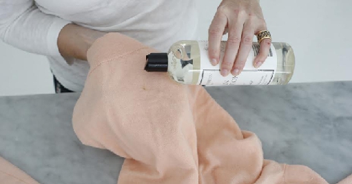 nettoyer tache chocolat avec vinaigre