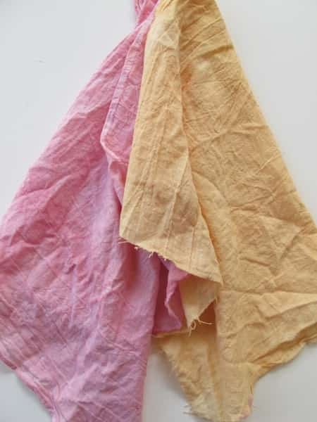 teindre tissu avec jus de grenade