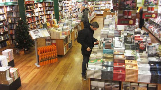 Les Islandais adorent les livres et offrent un livre à chaque Noël.