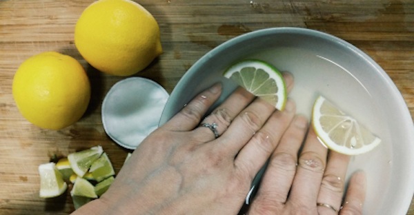 Le citron remplace l'acétone comme dissolvant pour les ongles.