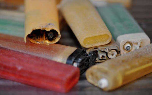 N'utilisez pas de briquets jetables qui polluent les océans