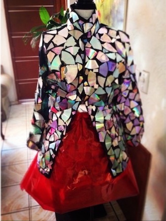veste féerique faite avec vieux cd