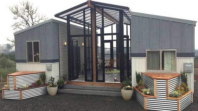 Cette Belle Maison Est En R alit Constitu e De Deux Tiny Houses 