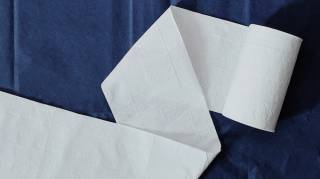Vous n'avez plus d'Enveloppe? Utilisez un Rouleau de Papier Toilette pour en faire une !