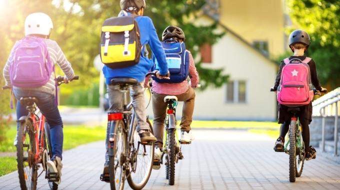 Ramassage scolaire en vélo pour vos enfants.