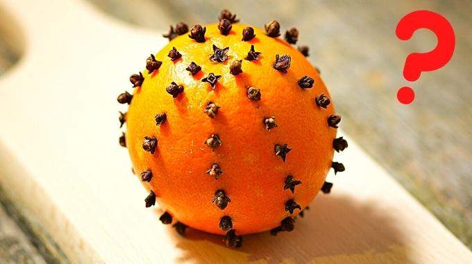 Voici Pourquoi il Faut Toujours Planter des Clous de Girofle Dans une Orange.