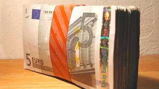 Relevez le Défi des Billets de 5 Euros Pour Épargner Facilement