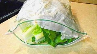 L'Astuce Simplissime Pour Conserver De La Salade 2 Fois Plus Longtemps
