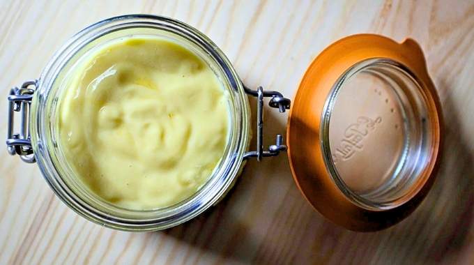 Mayonnaise Maison : Combien de Temps la Conserver Sans Risque ?