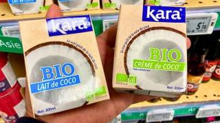 Quelle est la Différence entre le Lait de Coco et la Crème de Coco