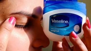 Comment Utiliser la Vaseline pour Avoir une Belle Peau