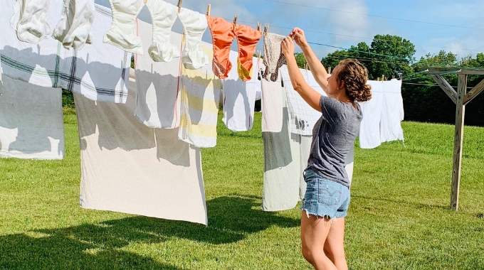 Il est Désormais Déconseillé d'Utiliser une Corde à Linge Pour Sécher les Vêtements.